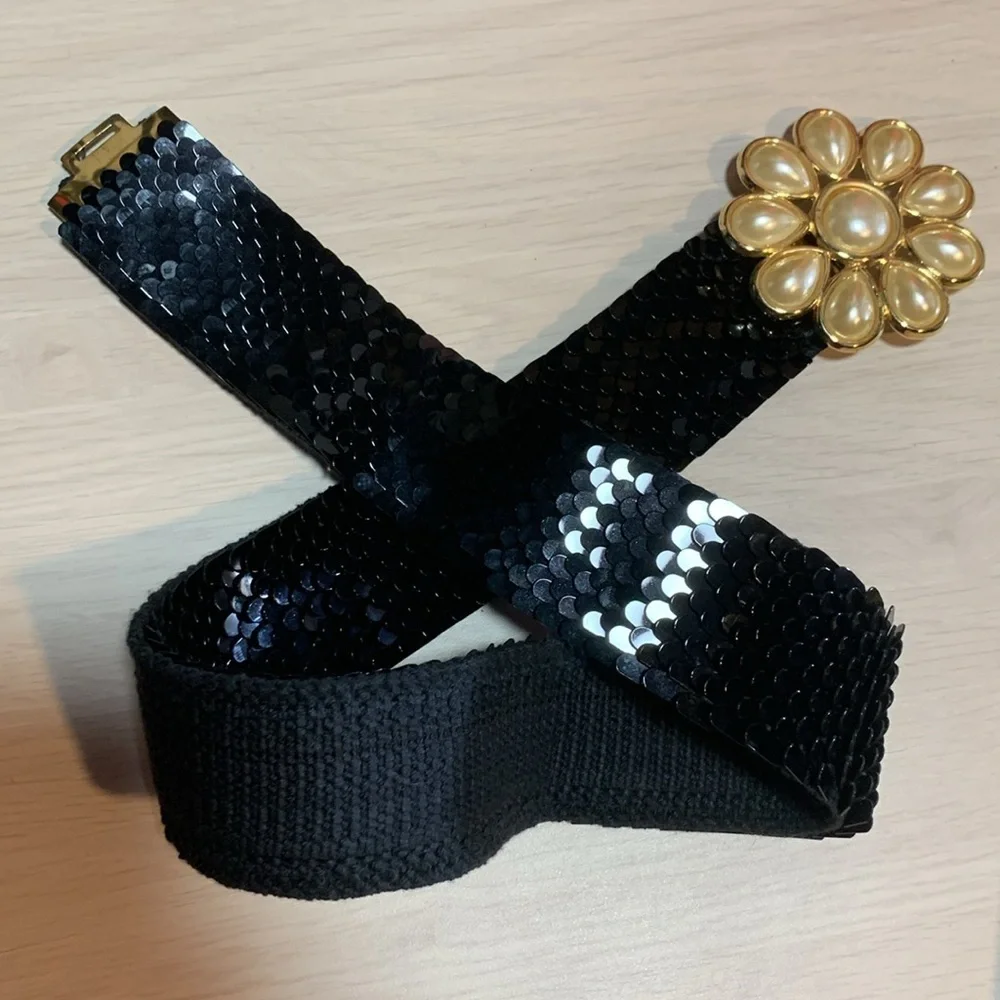 Pearl Sequin & Gold Accent Stretchy Vintage 1980s Woman’s Belt Small 2/4/6